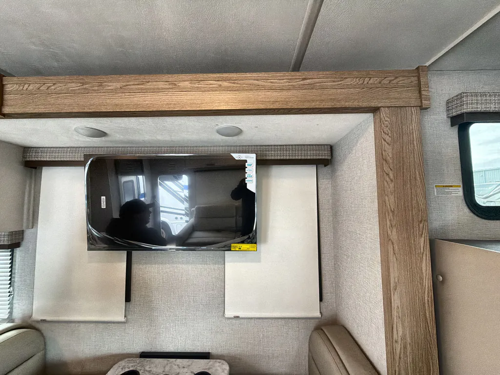 2026 Thor Motor Coach Freedom Elite 28HE, Photos photo 10