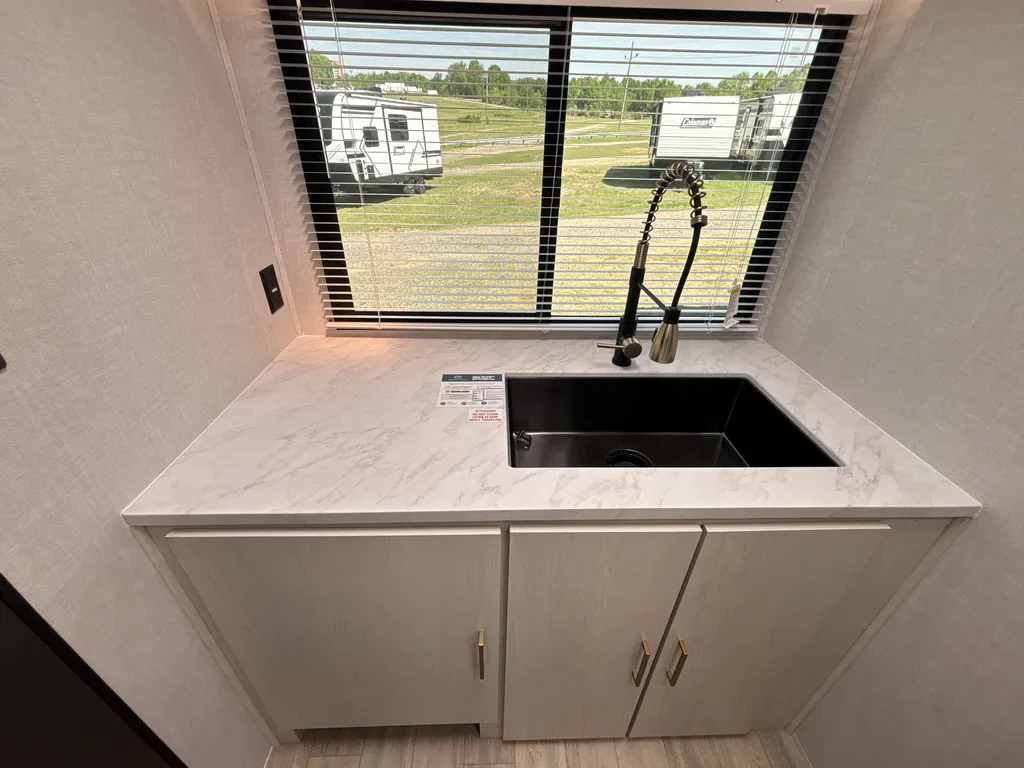 2026 Forest River Vibe Extreme Lite 2500CK, Photos photo 13