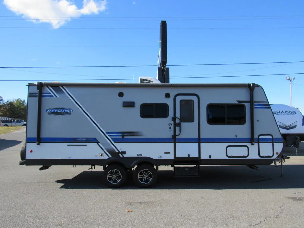 2020 Jayco Jay Feather X23E - Photo 2