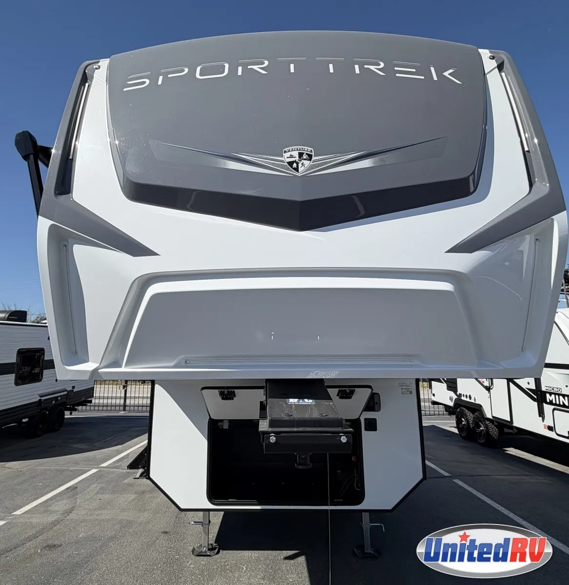 2026 VENTURE RV SPORTTREK 303VIK - Photo 3