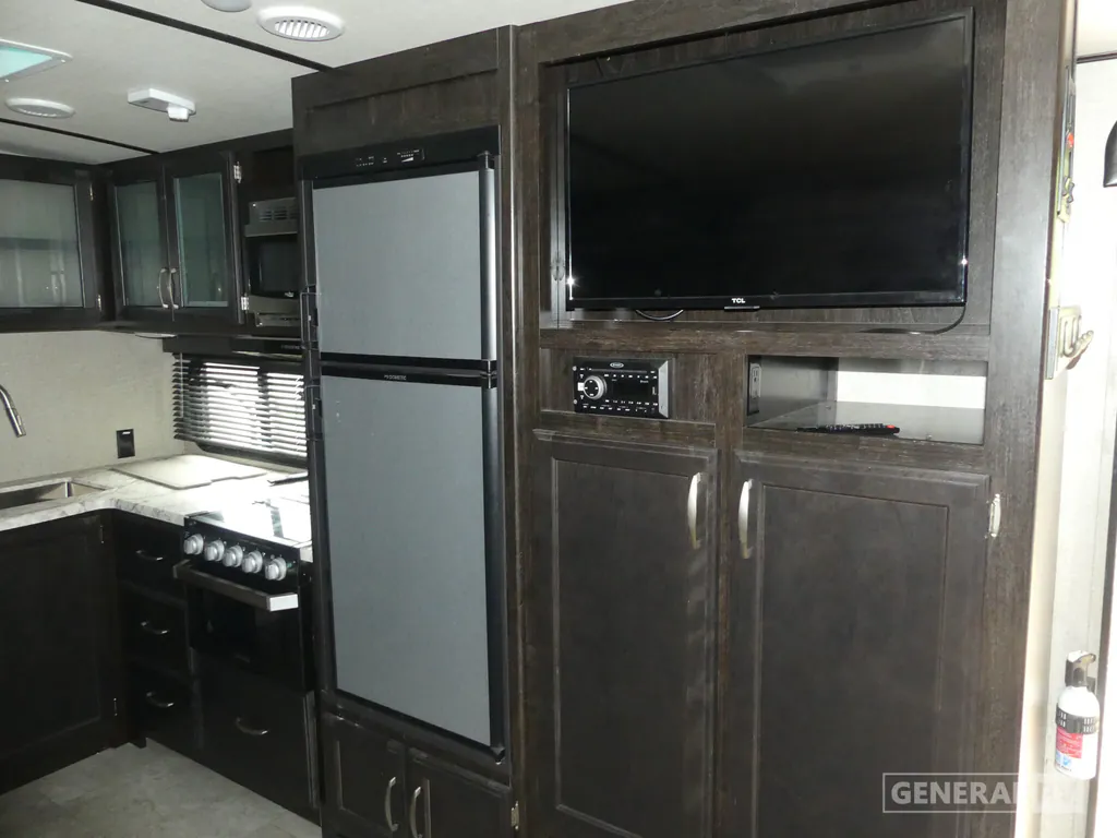 2019 Grand Design Imagine 2800BH, Photos photo 12