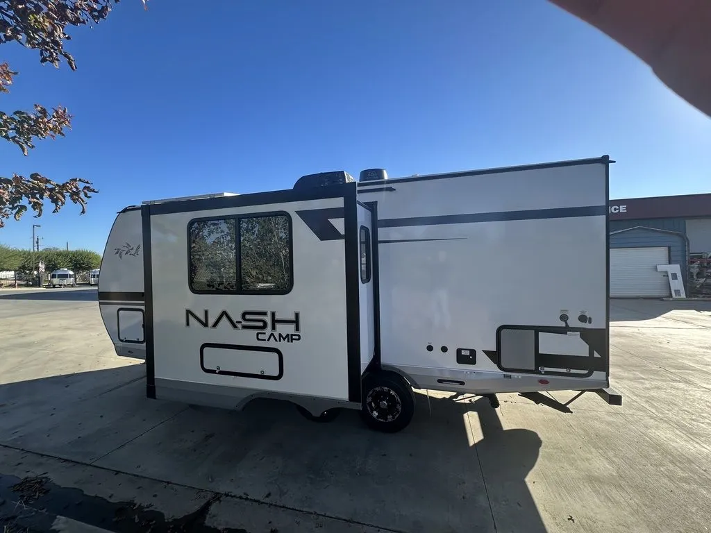 2026 Northwood Nash 23D - Photo 4