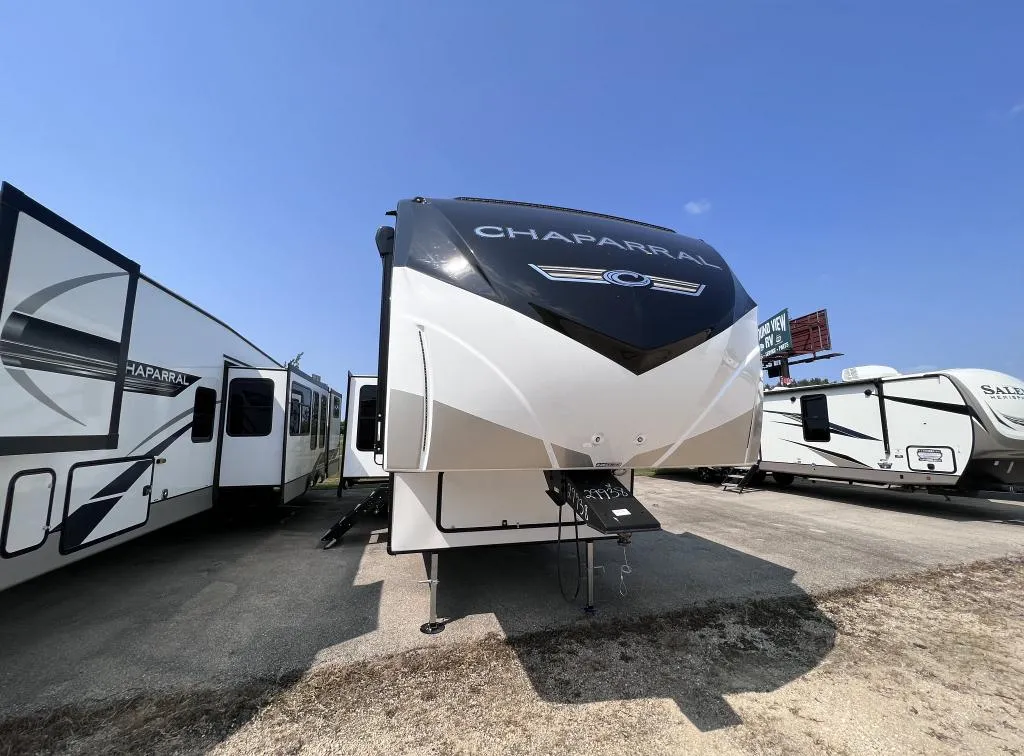2023 FOREST RIVER Chaparral 336TSIK - Photo 2
