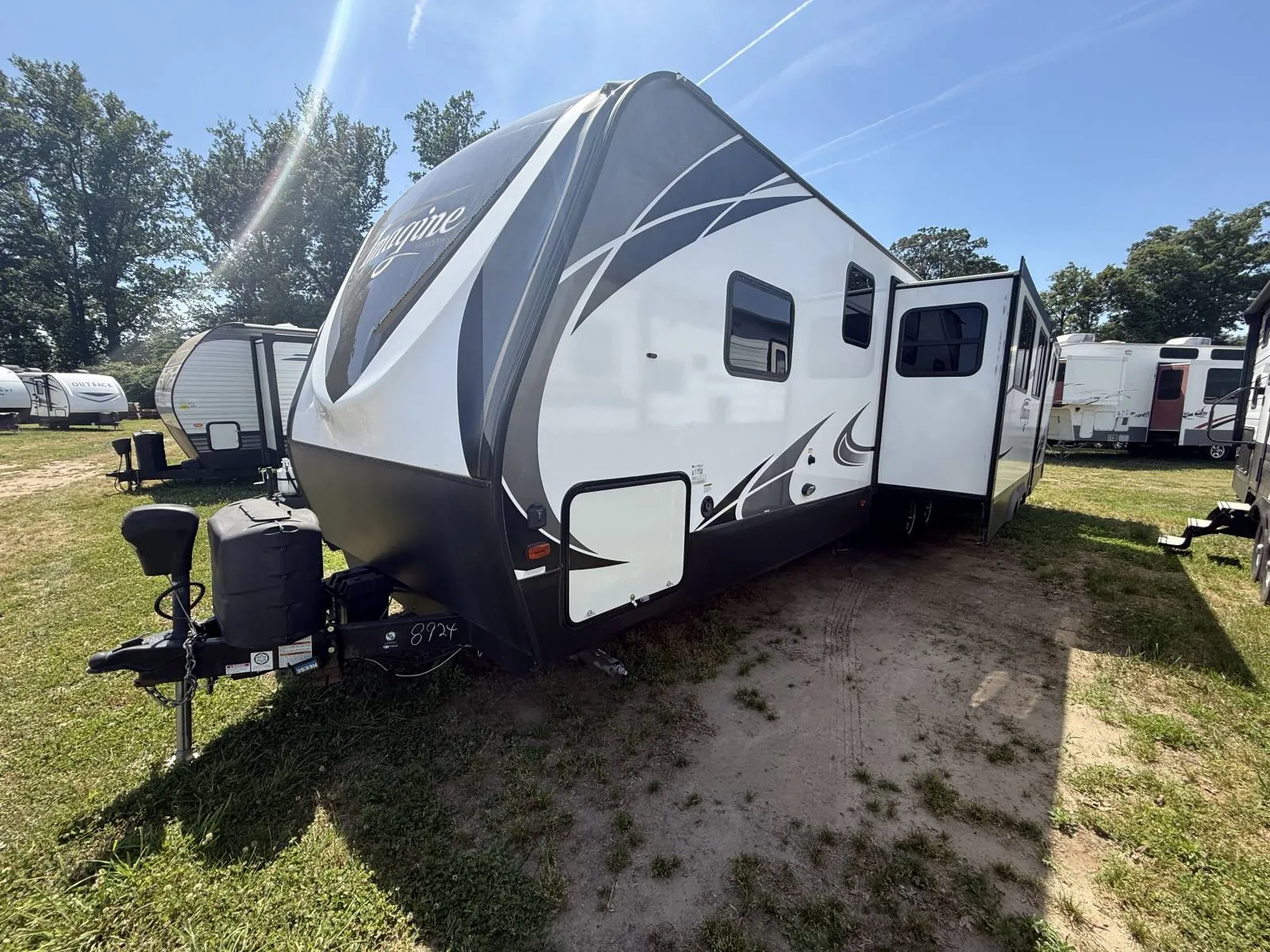 2018 Grand Design IMAGINE 3170BH - Photo 4