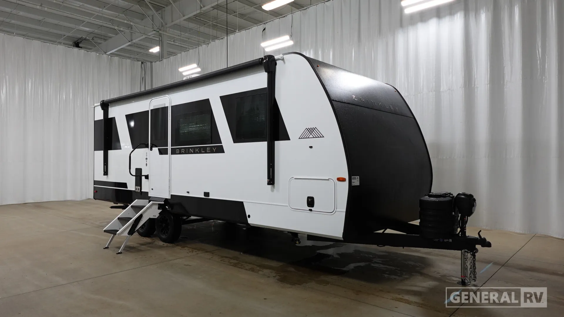 2026 Brinkley Model Ix 23X - Photo 2