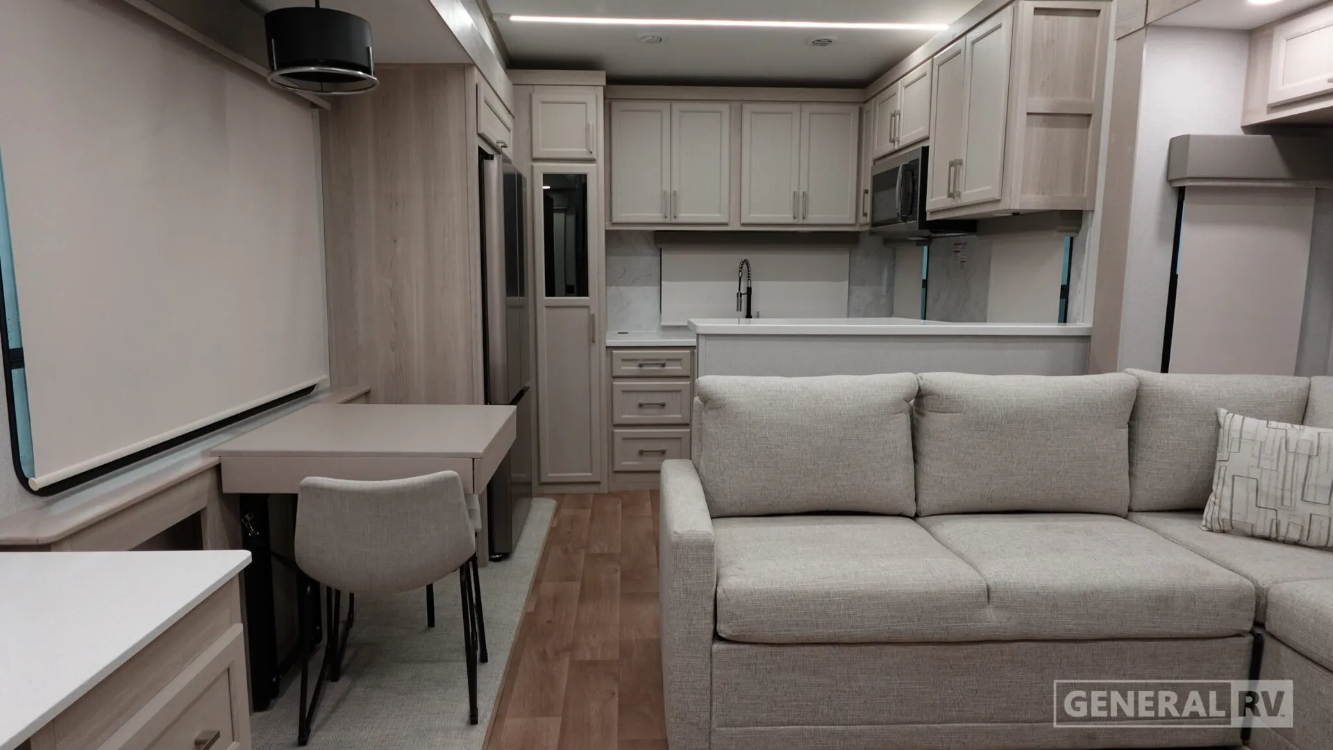 2026 Forest River Columbus 379MBL - Photo 3