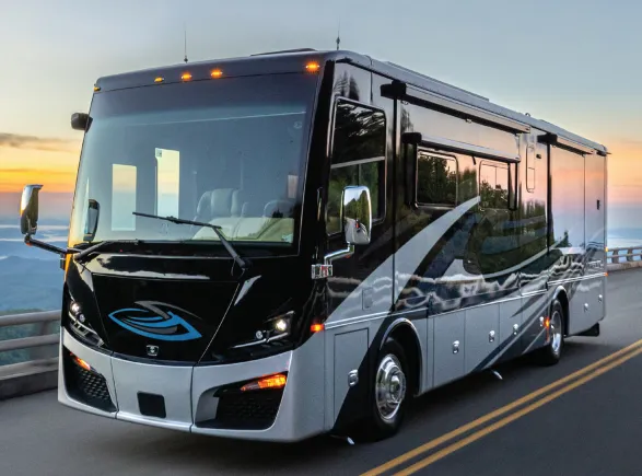 Tiffin Phaeton 35 CH exterior