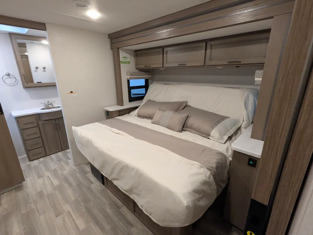 2027 Thor Motor Coach Windsport 36H, Photos photo 33