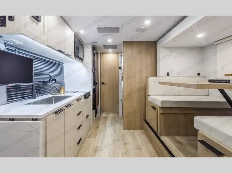 2026 Winnebago Micro Minnie 2200FBH - Photo 4