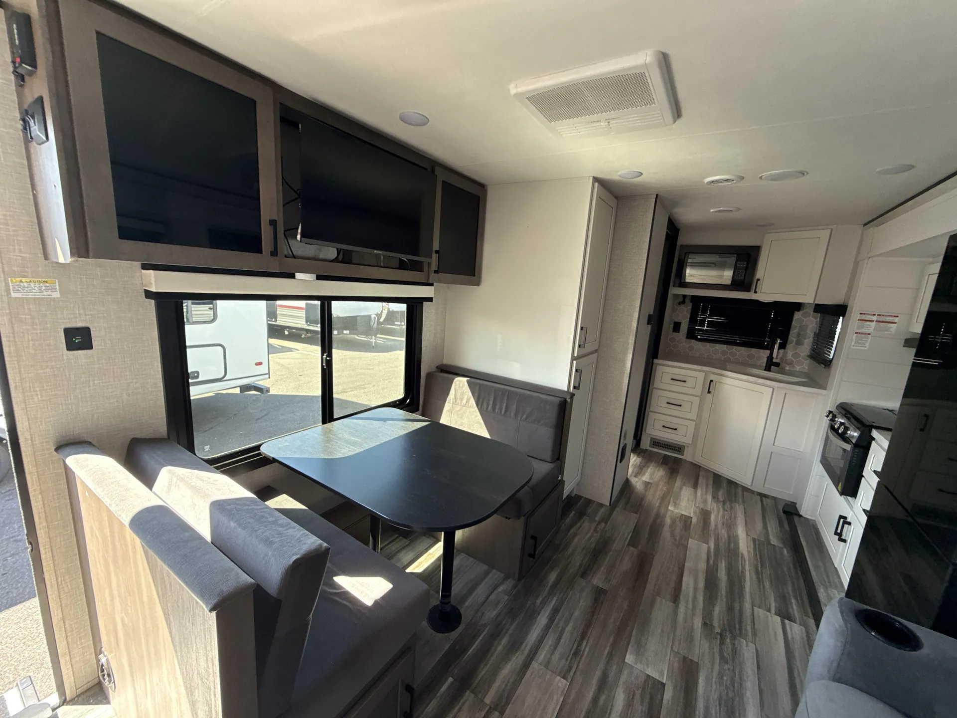 2025 Jayco Jay Flight 225MLS — living area main