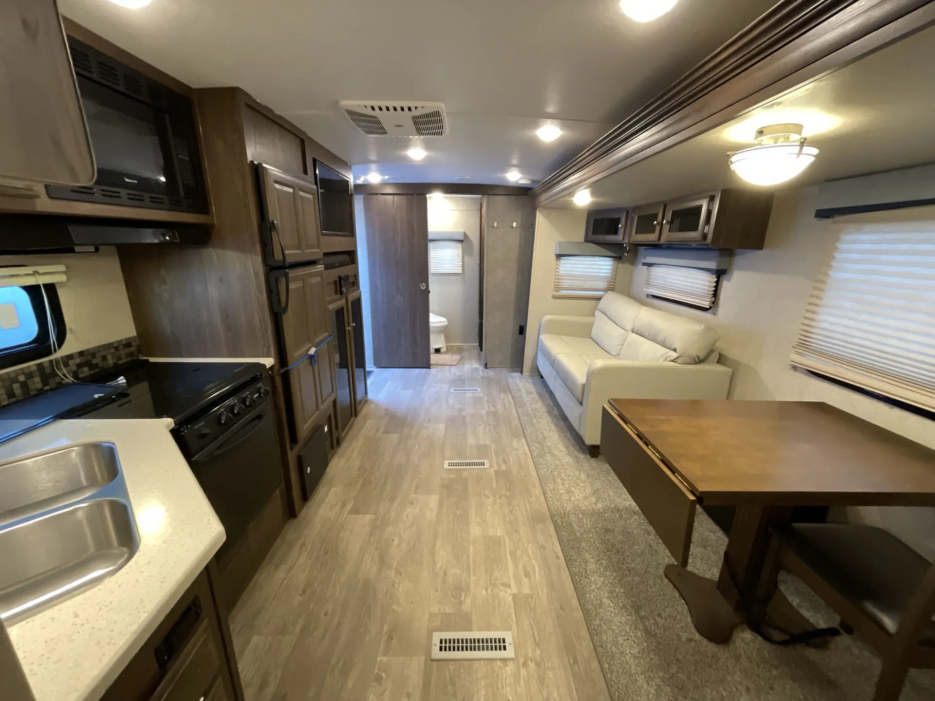 2019 Forest River Rockwood Ultra Lite 2606WS — living area main