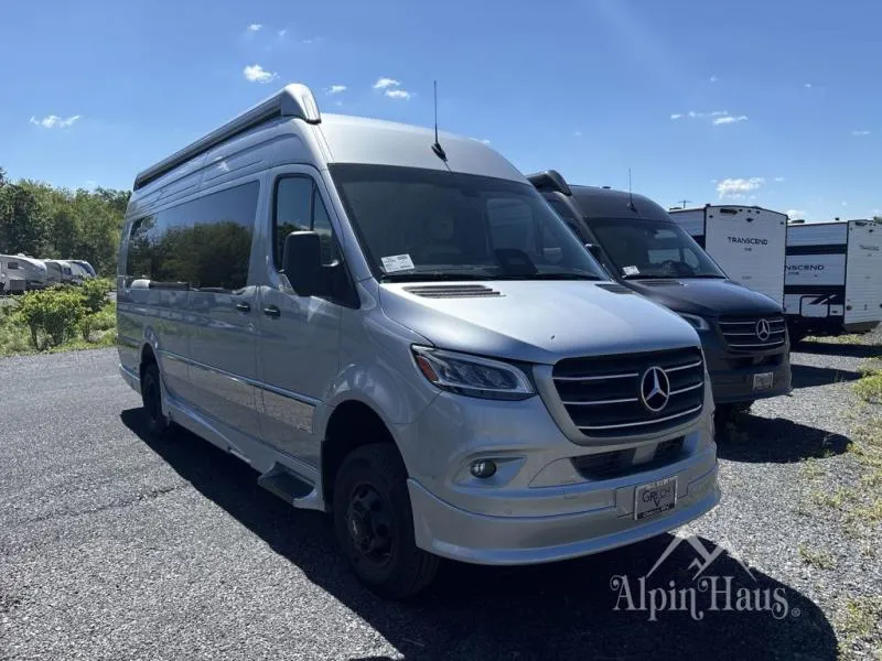 2027 Grech RV Strada-ion AWD TOUR - Photo 4