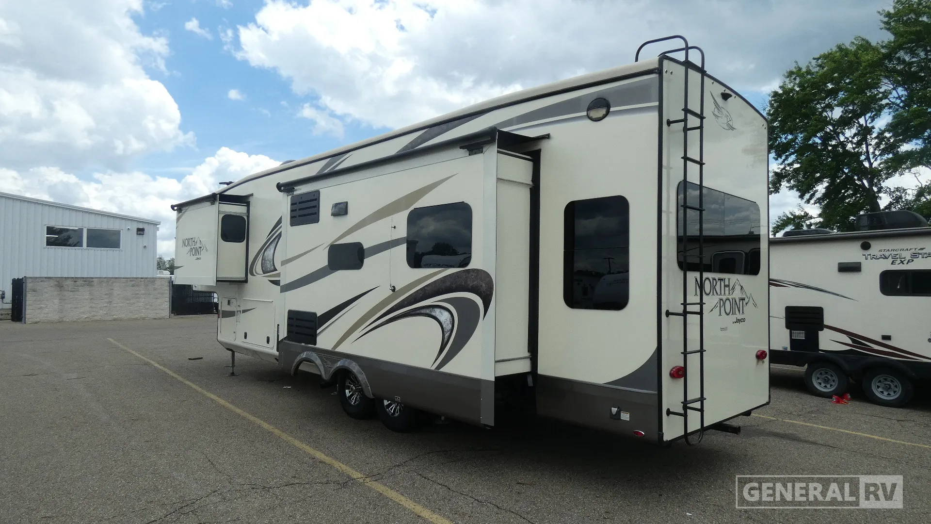 2019 Jayco North Point 315RLTS - Photo 4