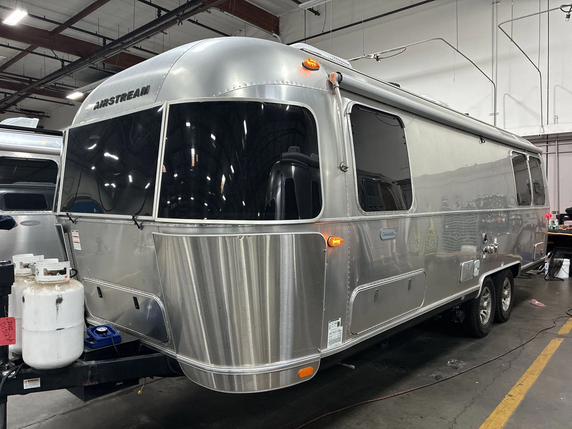 2022 Airstream Globetrotter 30RB Twin - Photo 3