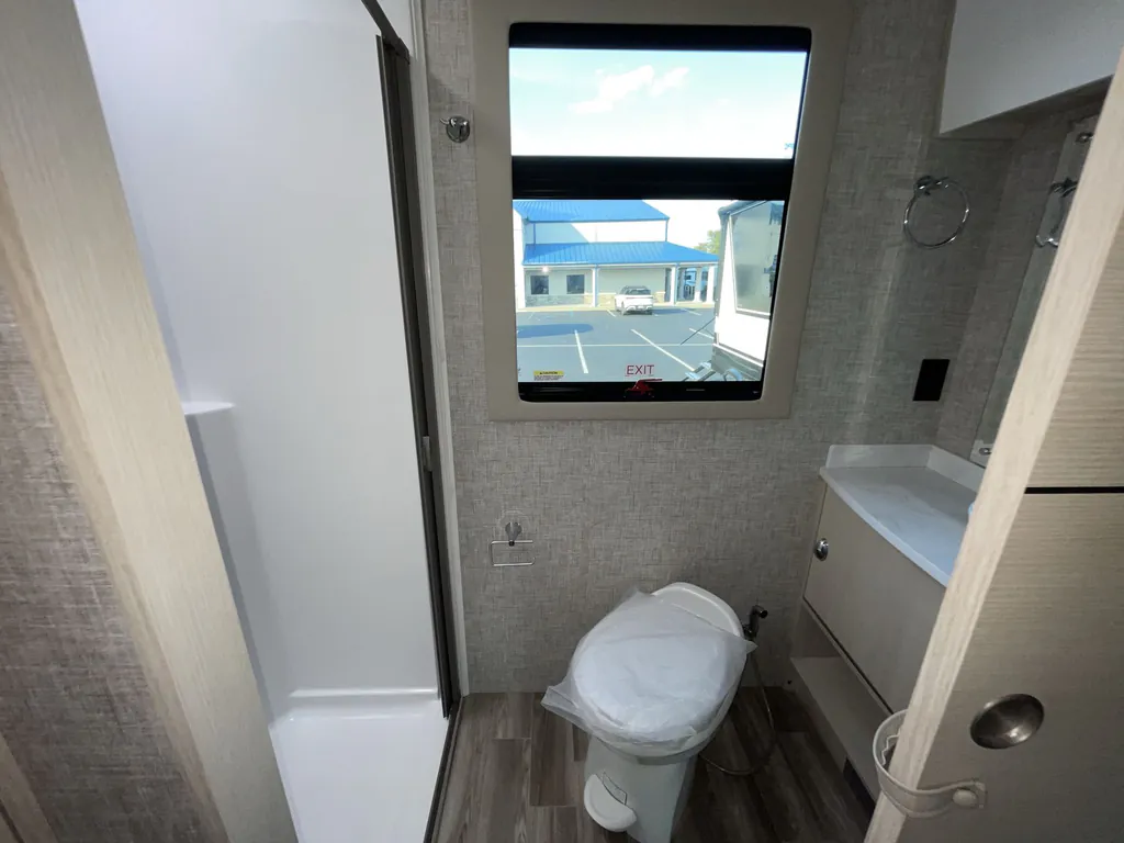 2026 Tiffin Wayfarer 25 XRW, Photos photo 33