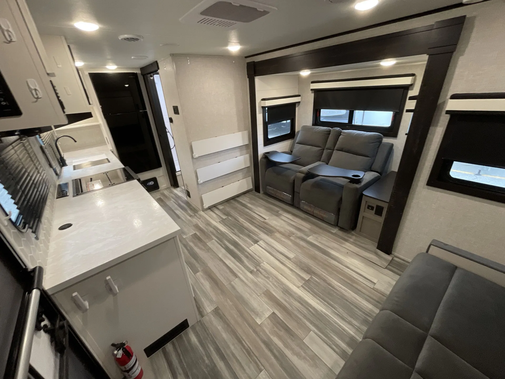 2024 Jayco Jay Feather 19MRK — living area main