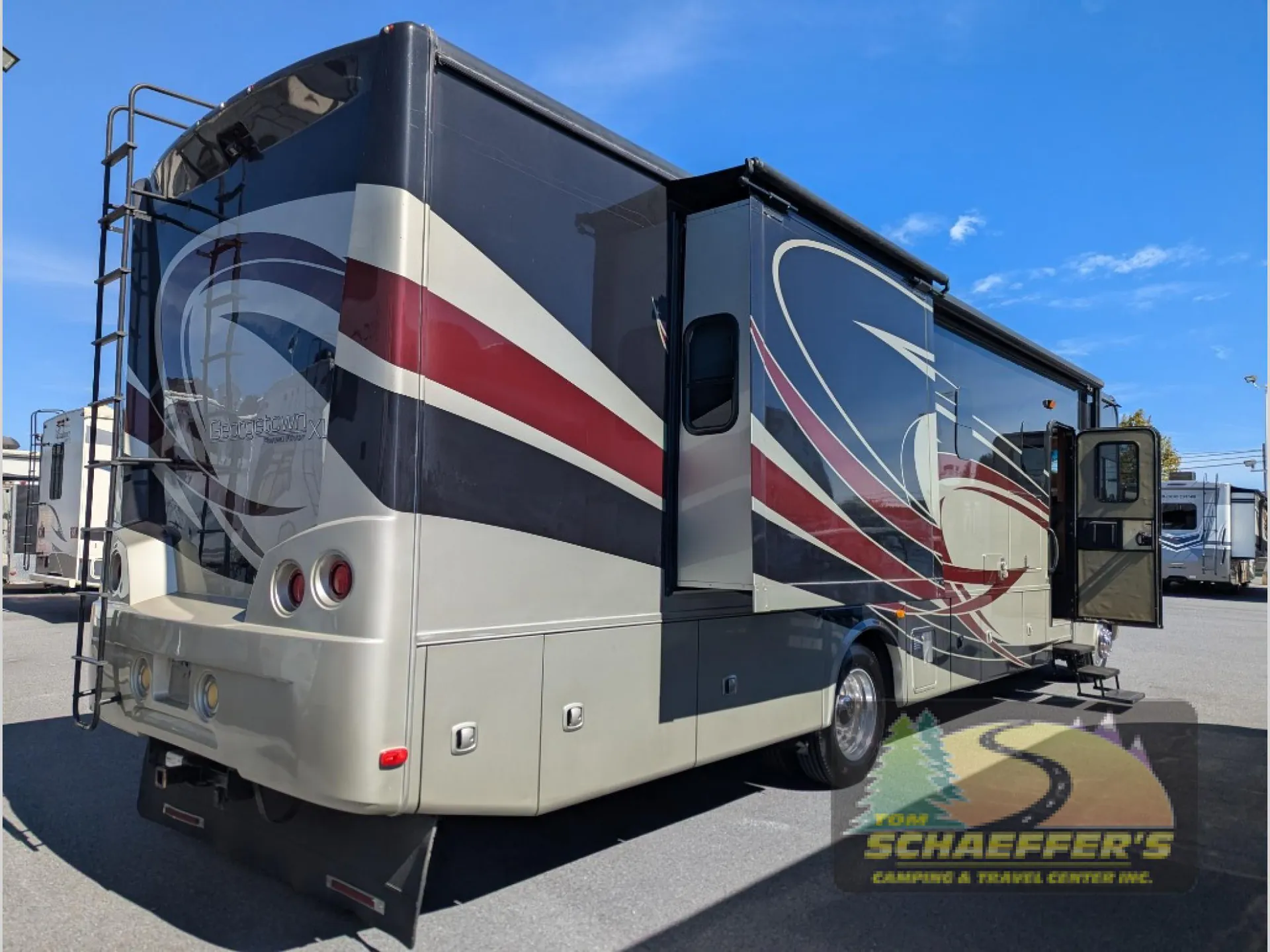 2015 Forest River Georgetown XL 360DS — Photo 6