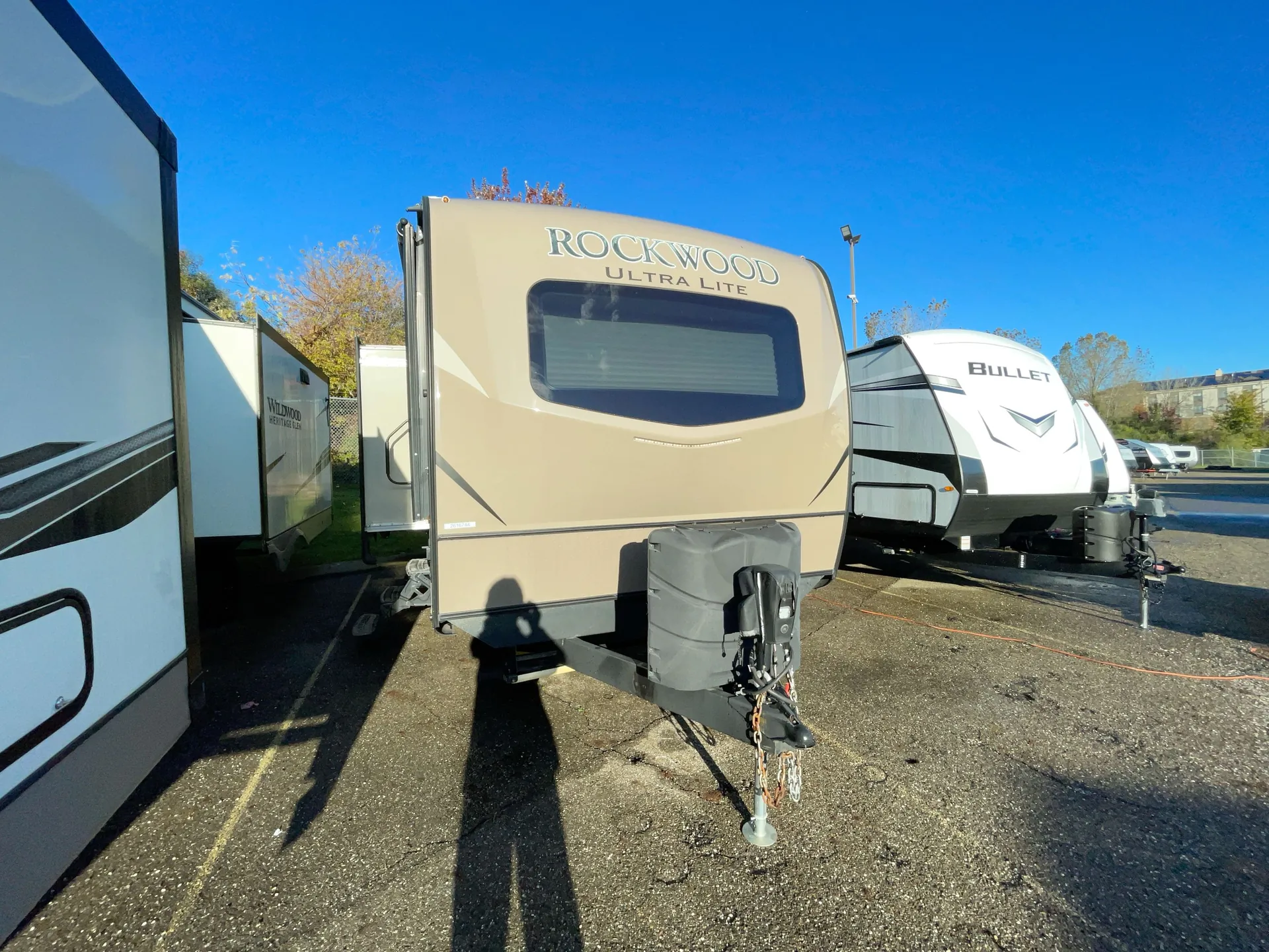2018 Forest River Rockwood Ultra Lite 2304DS - Photo 2