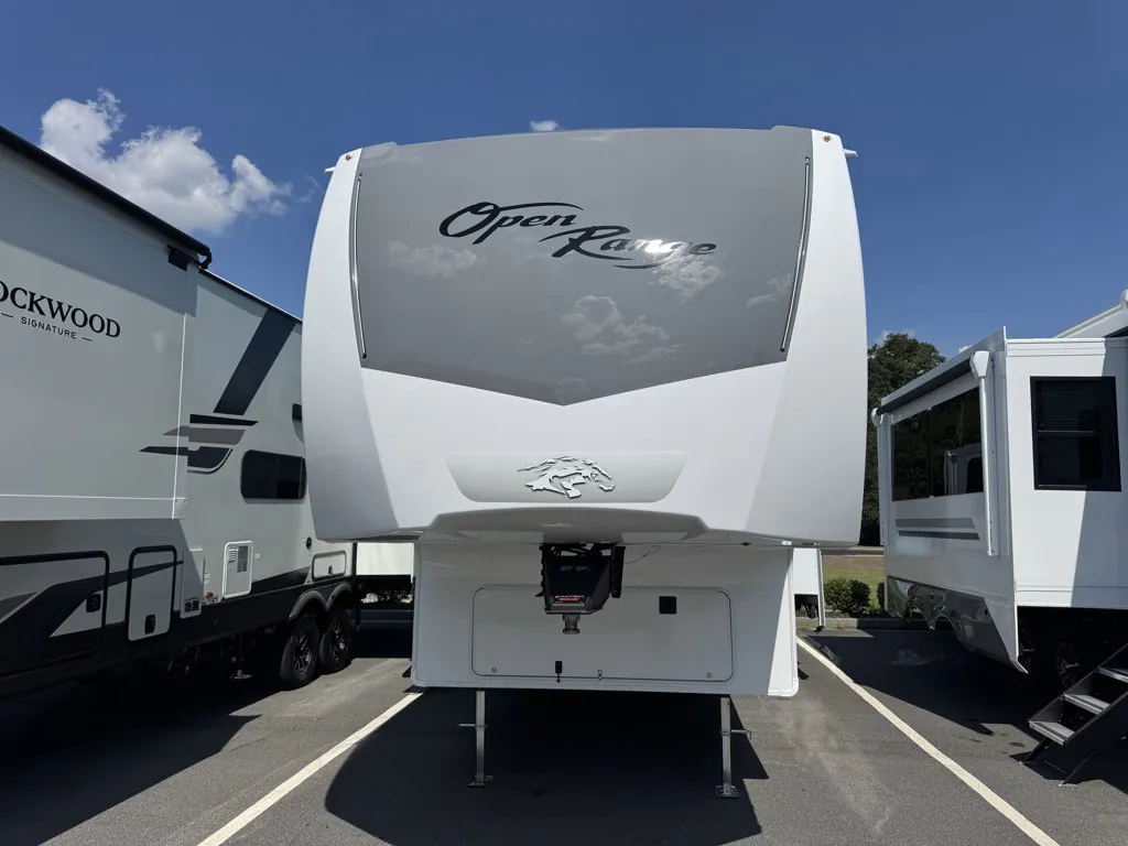 2026 Open Range RV Roamer Light Duty 28DBSS - Photo 3