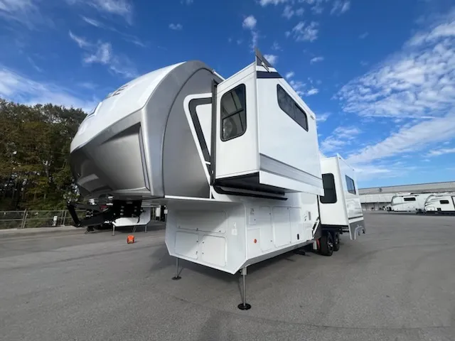 2026 Alliance Rv Paradigm 312RK - Photo 4