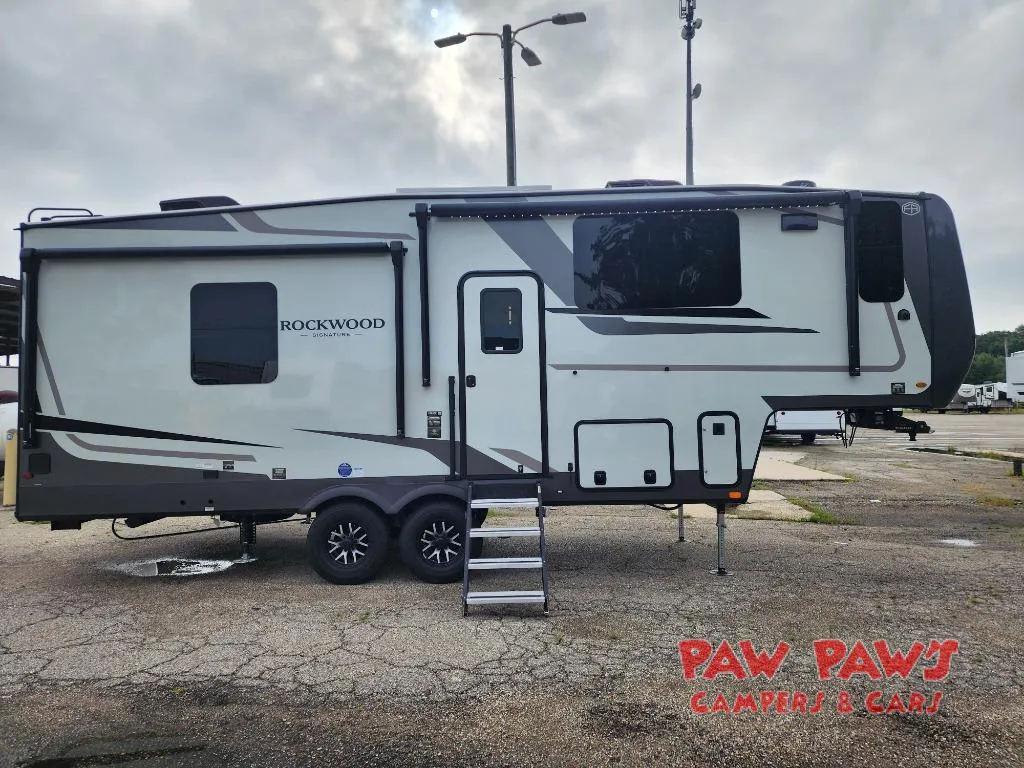 2027 Forest River Rockwood Signature 290SFK - Photo 4