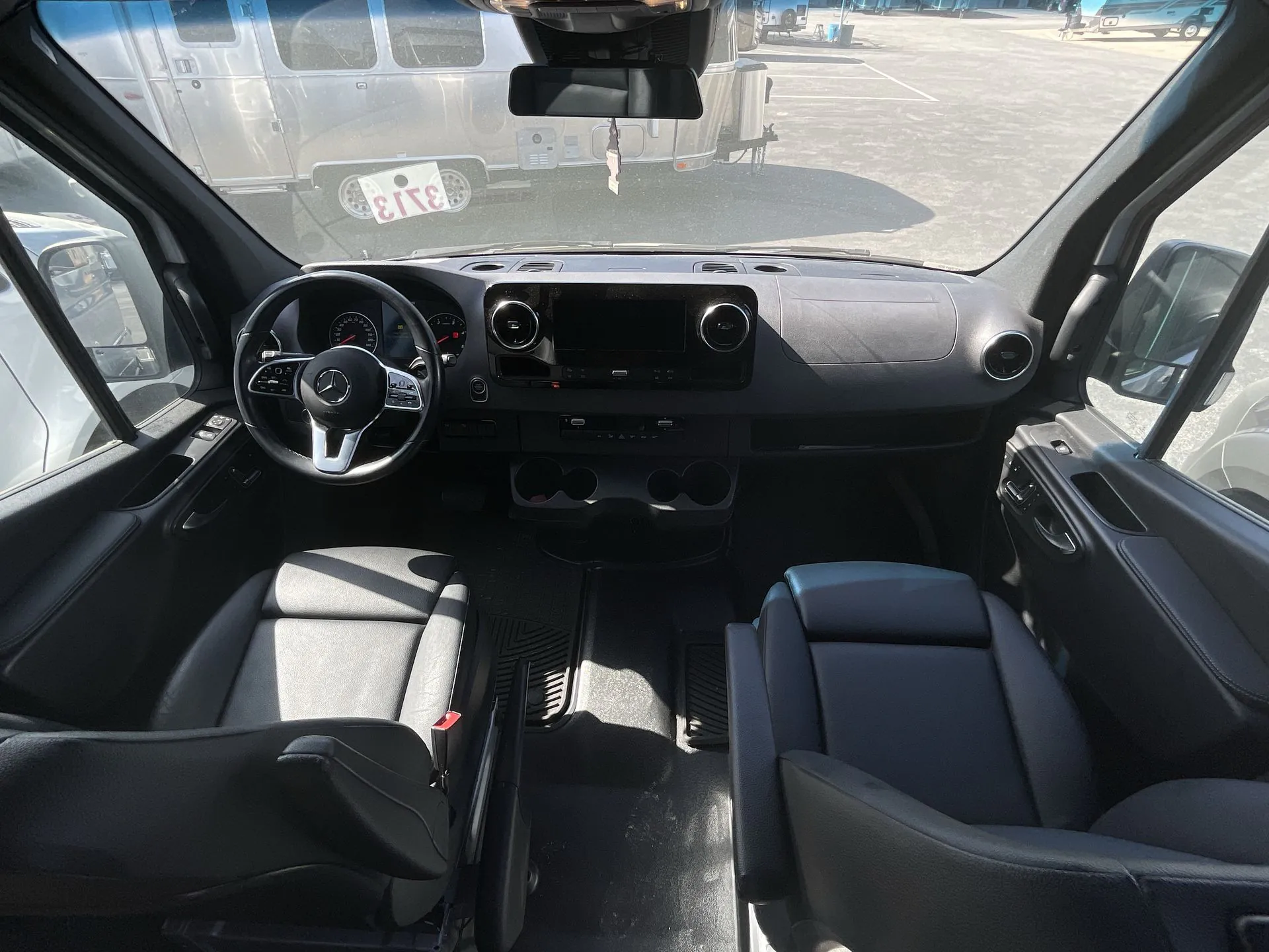 2022 Entegra Coach Launch 19Y - Photo 3