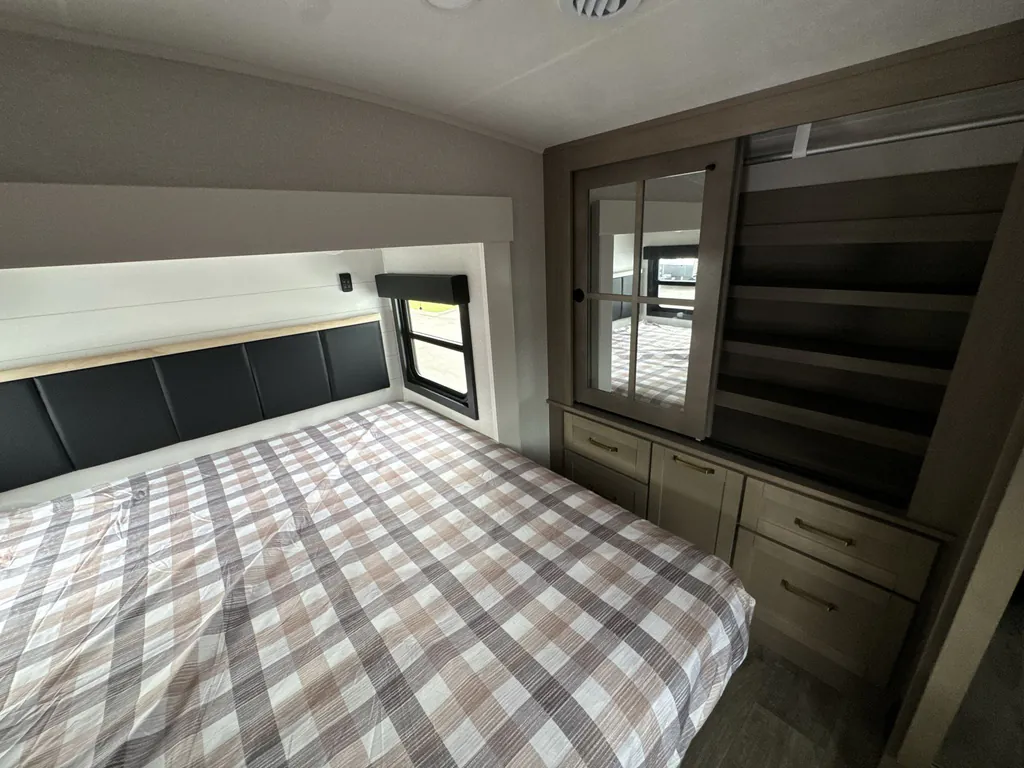 2026 Jayco Eagle 321RSTS, Photos photo 28