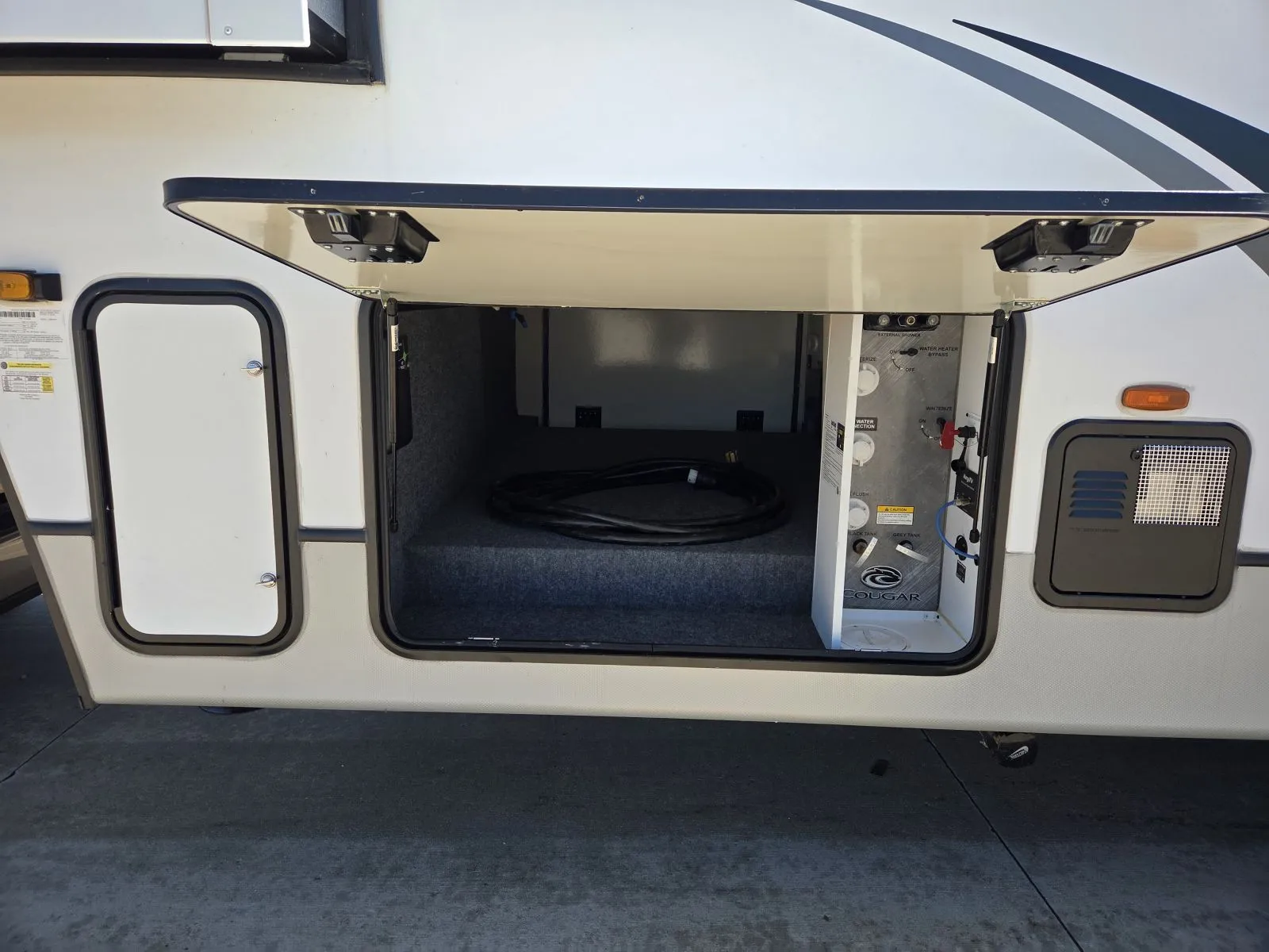 2021 Keystone Rv Couigar 29RKS - Photo 3