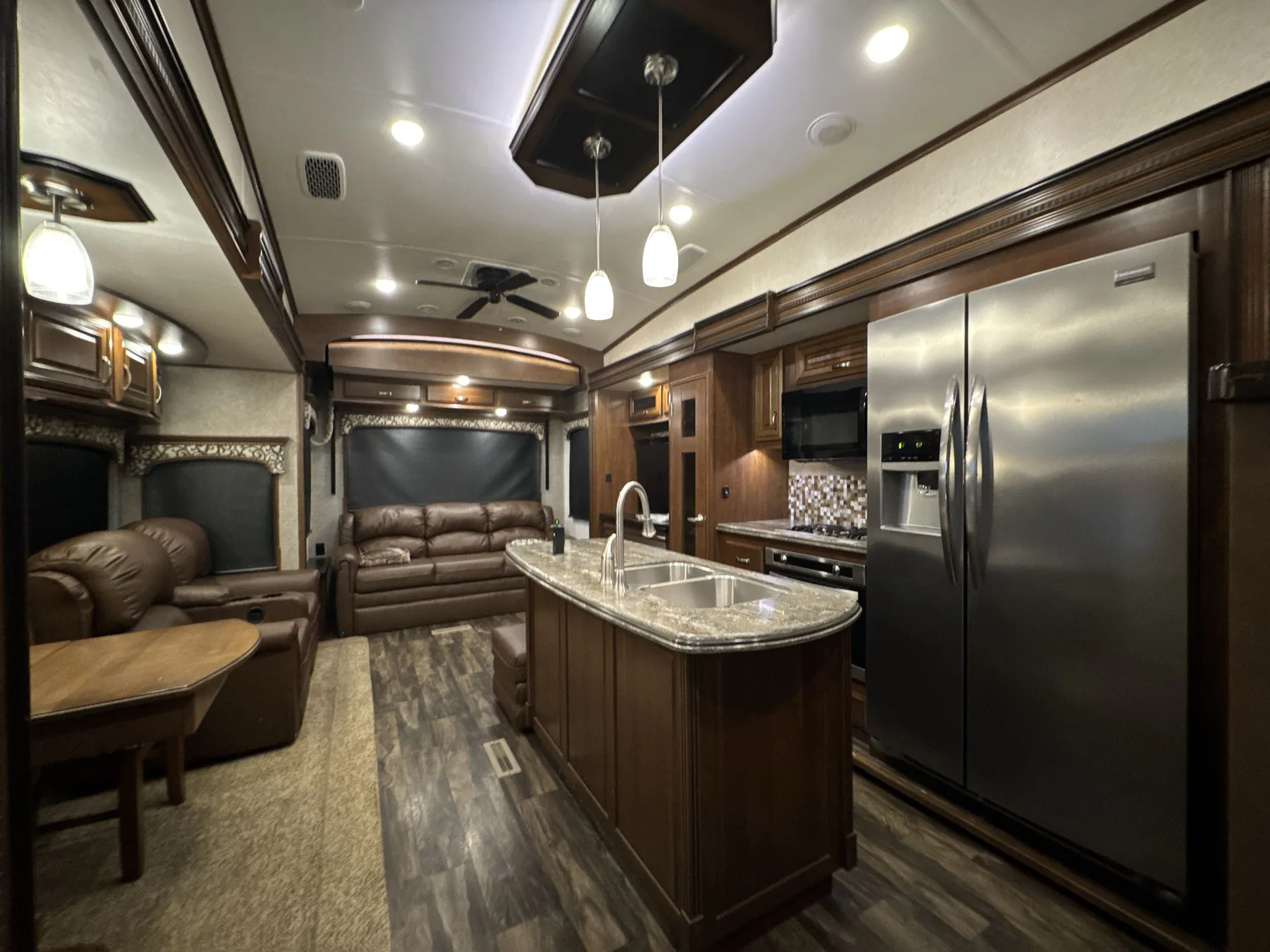 2017 Jayco Pinnacle 37RSTS — living area main
