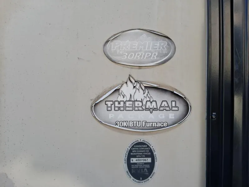 2018 Keystone Premier 30RIPR, Photos photo 4