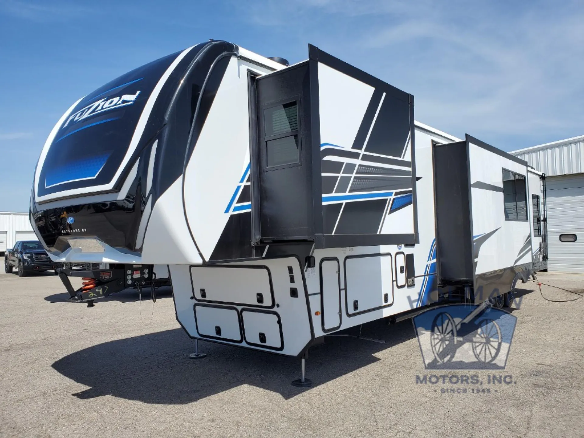2025 Keystone Fuzion 440 - Photo 4