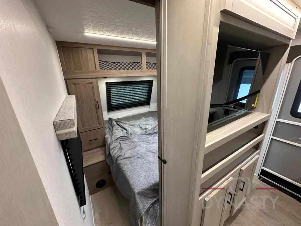 2025 Coachmen Freedom Express Select 29SE, Photos photo 61