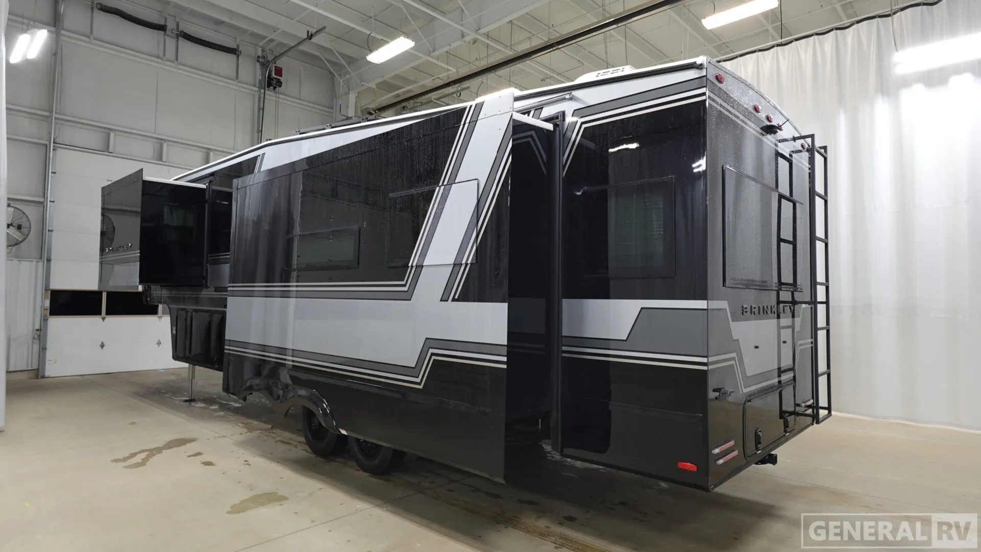 2026 Brinkley Model Z 3100 - Photo 4