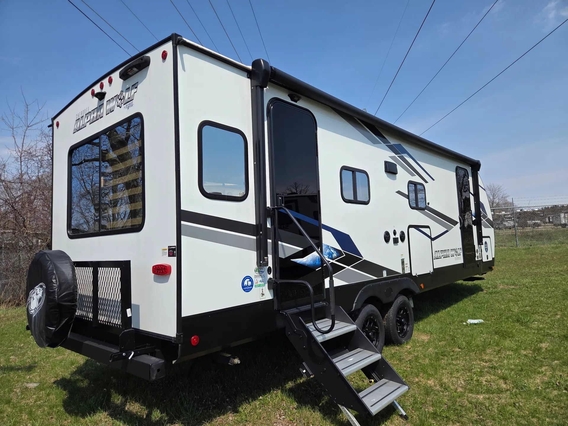 2024 Forest River Cherokee Alpha Wolf 2500RL - Photo 4