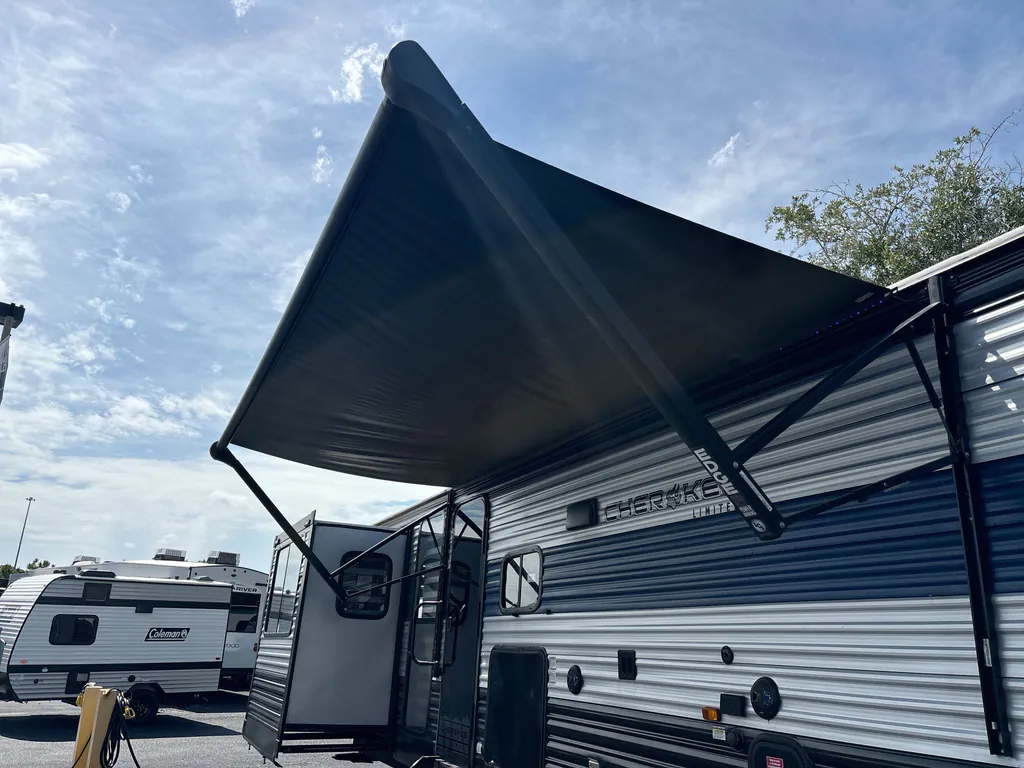 2022 Forest River Cherokee 306MM, Photos photo 26