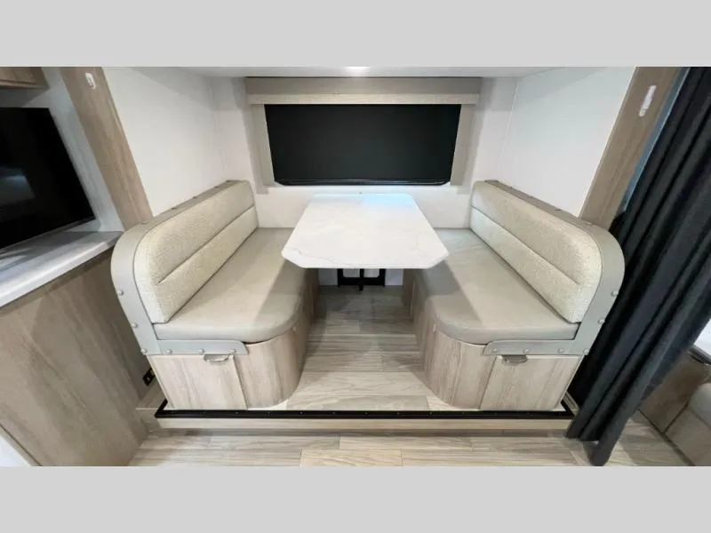 2024 Winnebago Micro Minnie 2108DS - Photo 4
