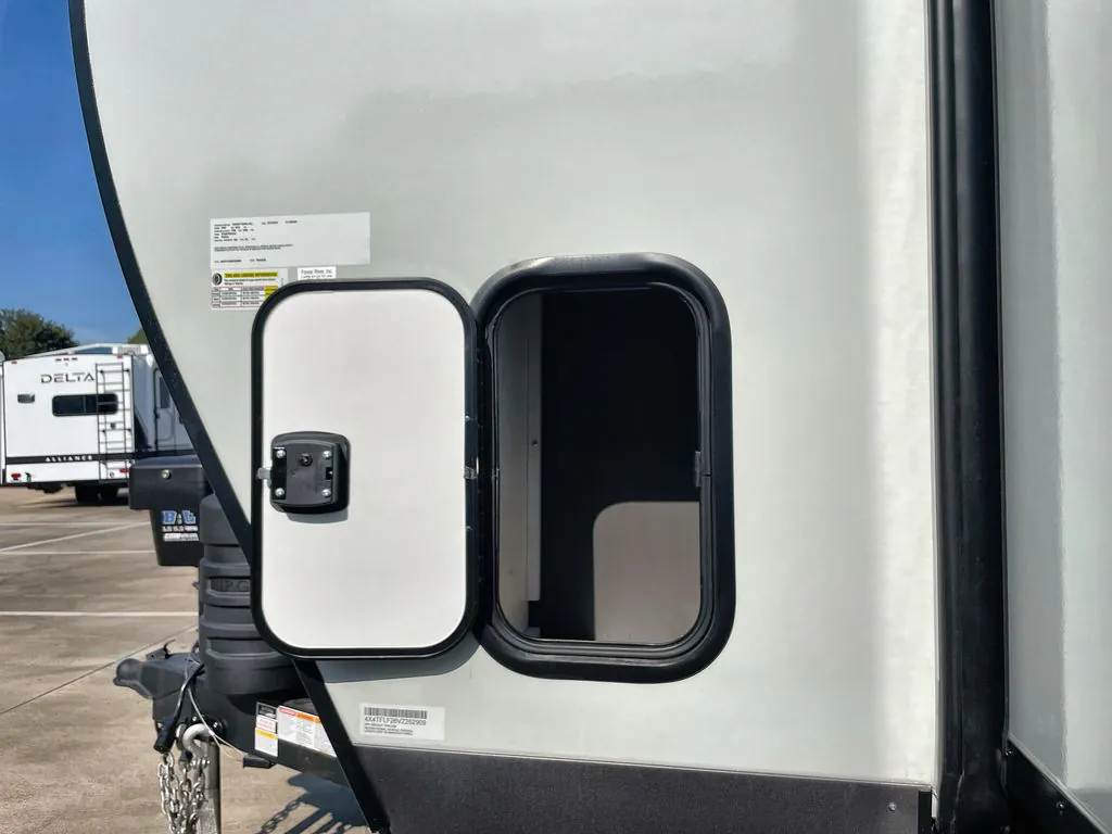 2027 Forest River Flagstaff Super Lite 26MBR — Photo 5