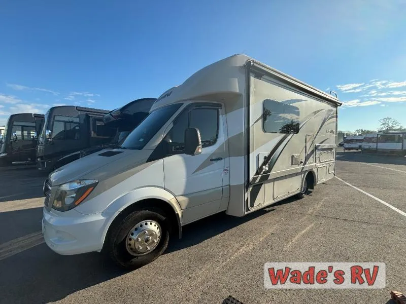 2019 Thor Motor Coach Gemini 24TF - Photo 2
