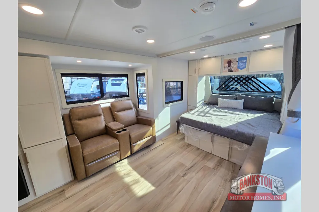 2026 Brinkley Model I 235, Photos photo 7