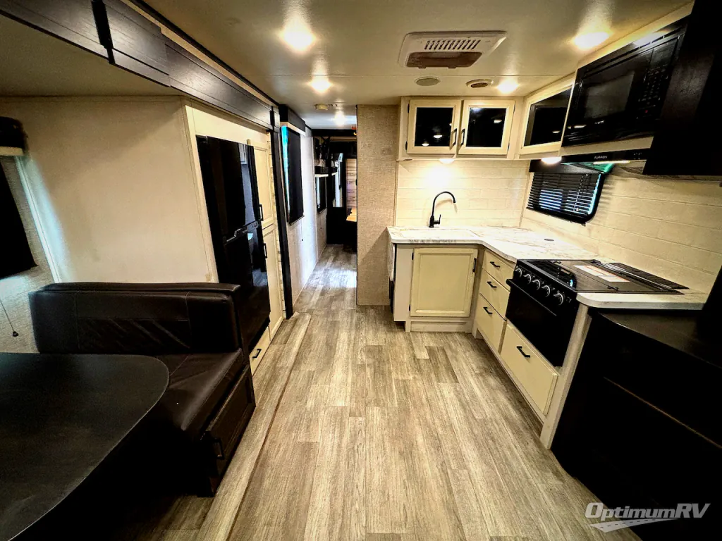 2023 Jayco Jay Feather 26RL, Photos photo 4
