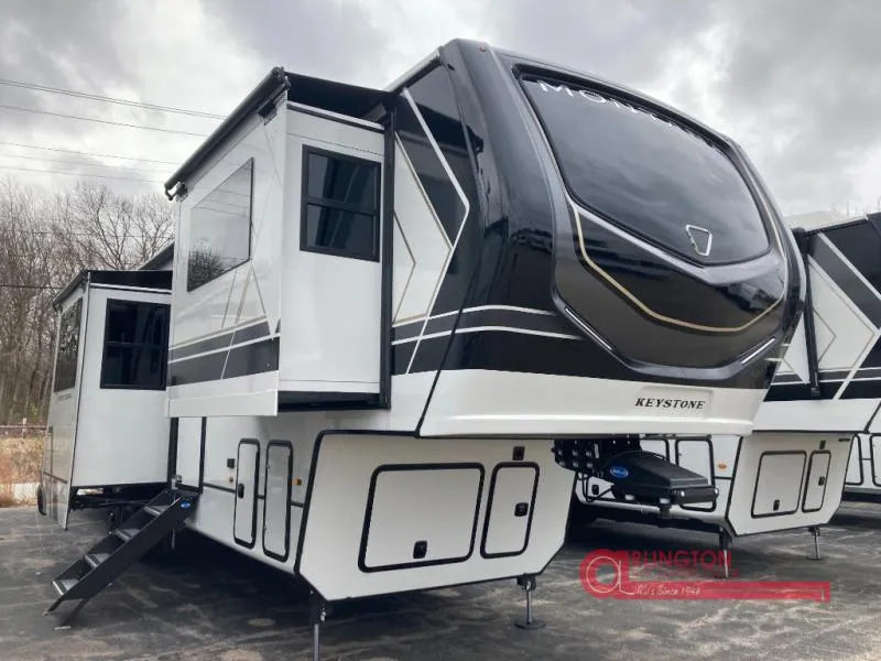 2026 Keystone Montana 3761FL - Photo 2