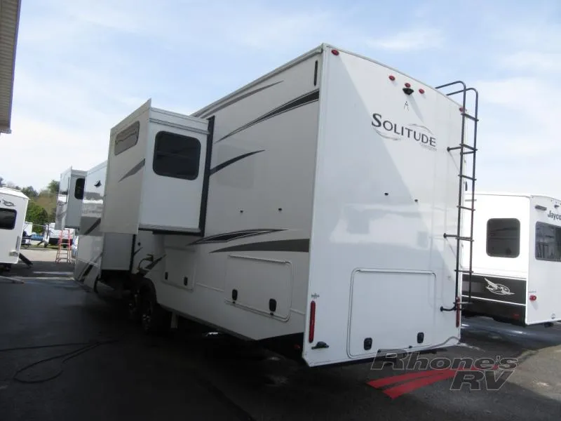 2024 Grand Design Solitude 380FL - Photo 4