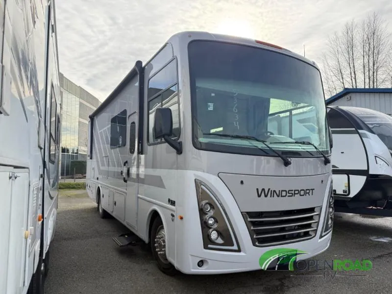 2026 Thor Motor Coach Windsport 29L - Photo 2