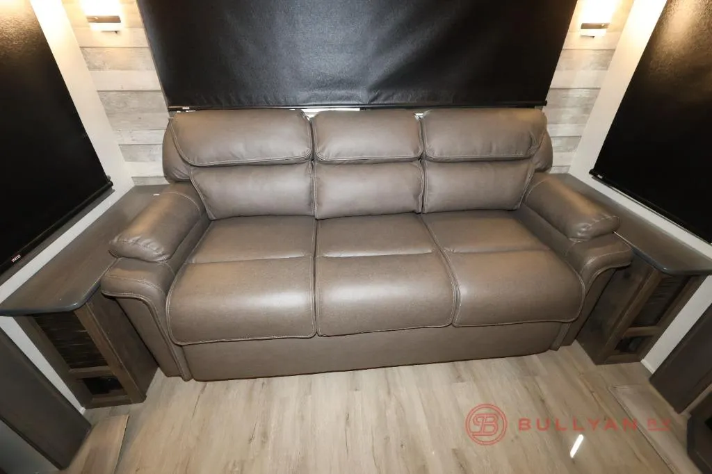 2022 Alliance RV Paradigm 370FB - Photo 3