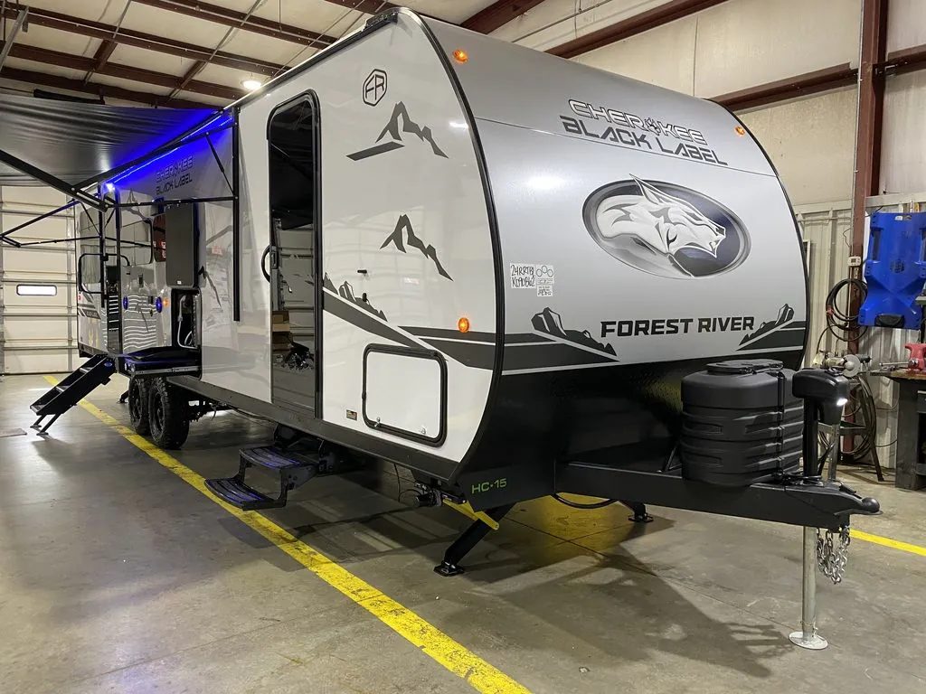2025 Forest River Cherokee Grey Wolf Black Label 24RRTBL - Photo 3