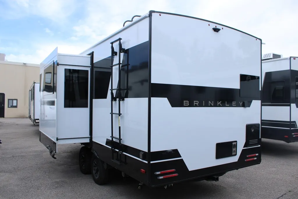 2026 Brinkley Model Ix 20X, Photos photo 5