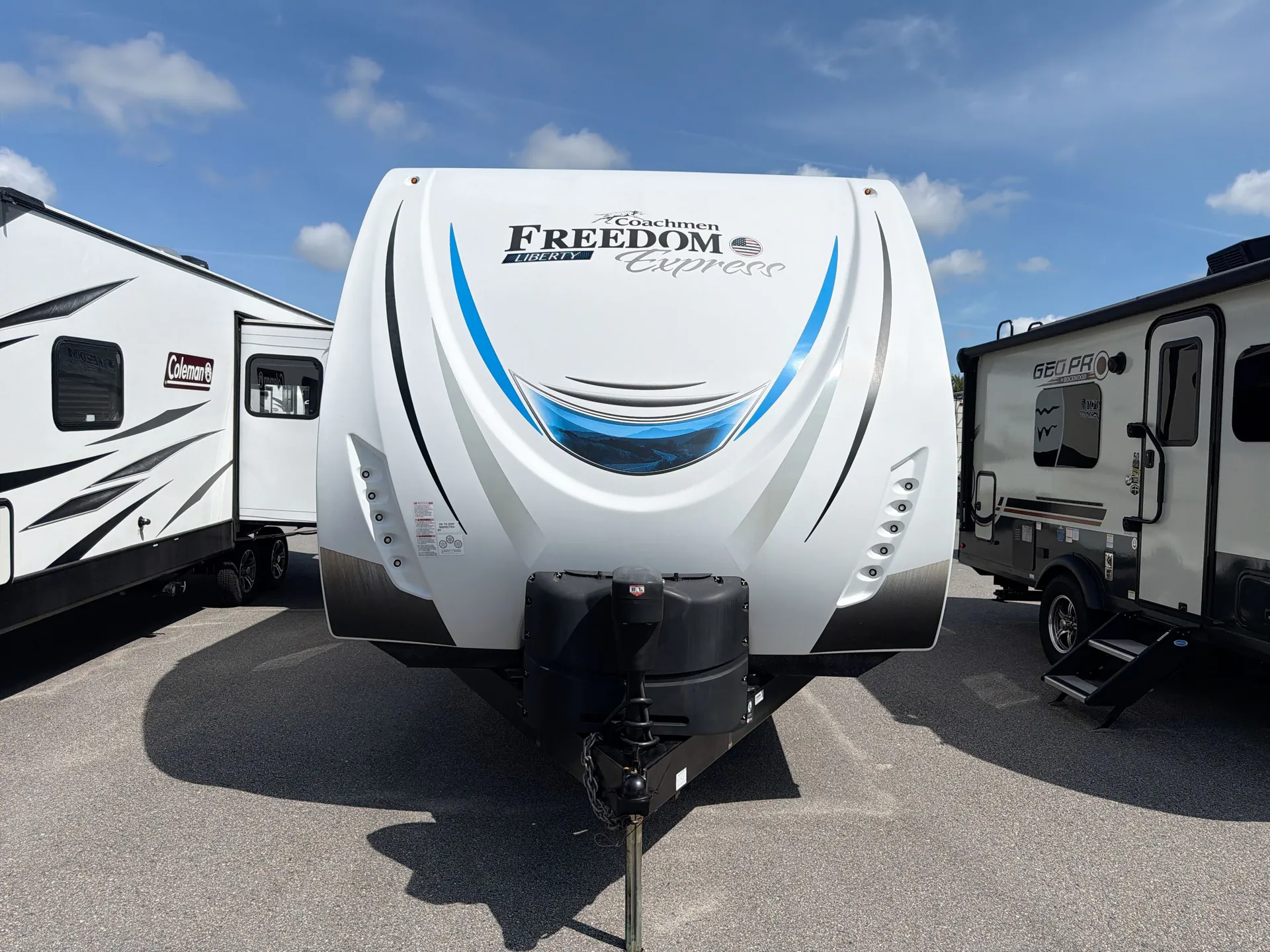 2019 Coachmen Freedom Express Ultra Lite 231 RBDS - Photo 4
