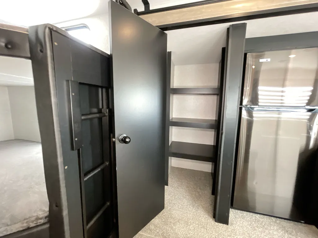 2022 Forest River Cherokee 274BRB, Photos photo 13