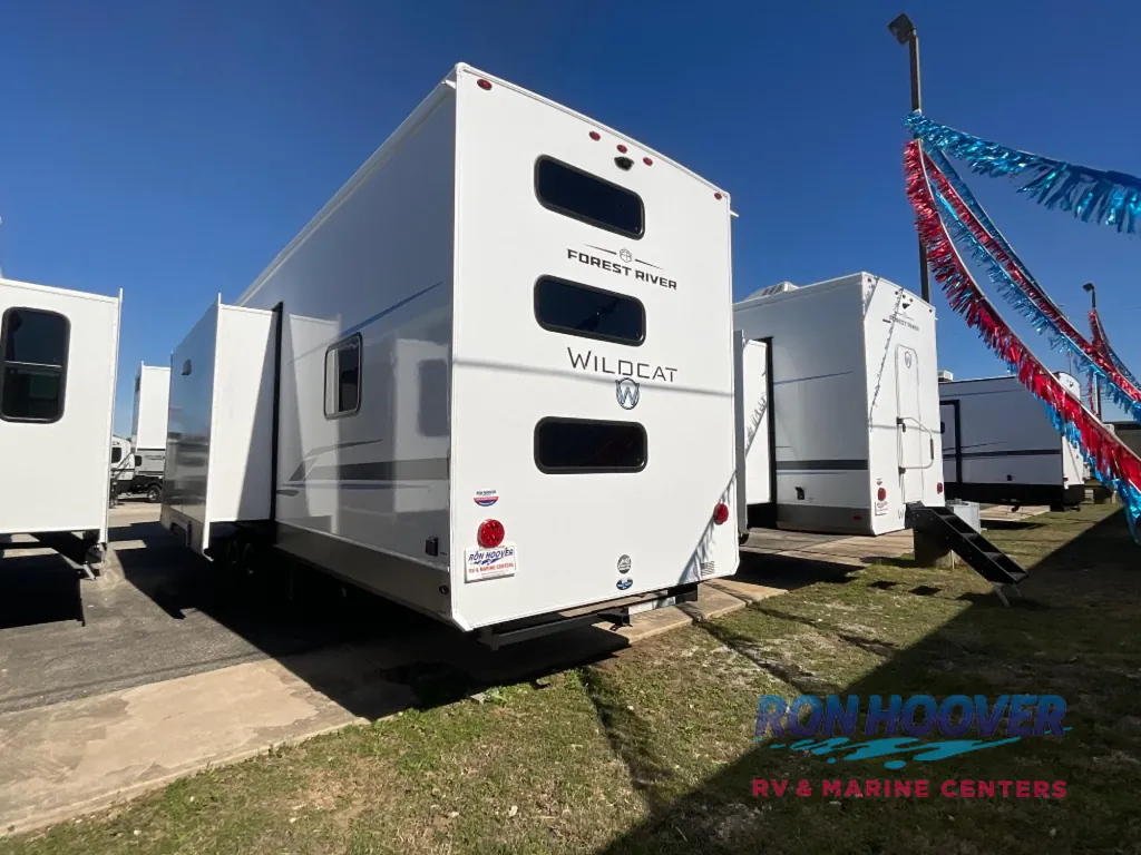 2026 Forest River Wildcat 34CRIB, Photos photo 4