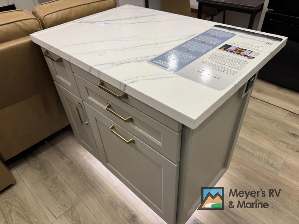 2026 Brinkley Model G 3970, Photos photo 14